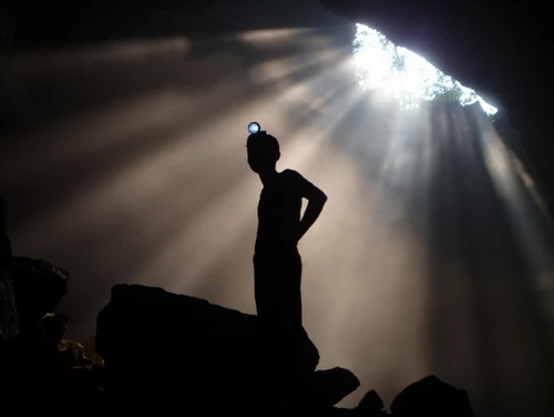 Phát hiện nhiều hang động hùng vĩ tại Phong Nha – Kẻ Bàng